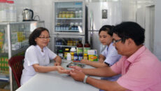 Giải độc cho nạn nhân phơi nhiễm dioxin